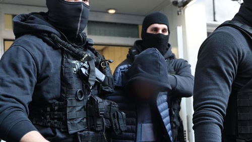 Εξαρθρώθηκε εγκληματική οργάνωση που εξαπατούσε ηλικιωμένους σε Αθήνα και Θεσσαλονίκη – Λεία πάνω από 540.000 ευρώ