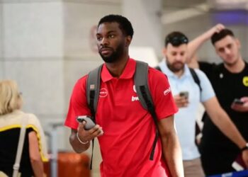 Ολυμπιακός: Ο Κίναν Έβανς στη Ρόδο για το Super Cup αλλά δεν θα αγωνιστεί