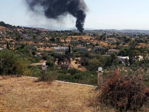 Φωτιά στο Μουσικό Σχολείο Παλλήνης – Συναγερμός στην περιοχή