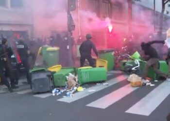 Χάος στο Παρίσι: Διαδηλώσεις μπροστά στο Υπουργείο Εσωτερικών – 105 συλλήψεις σε όλη τη χώρα