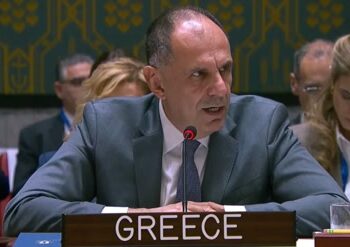 Ο Ερντογάν διχοτομεί τη Κύπρο,  το ΝΑΤΟ φλερτάρει με το άρθρο 5 , η Ουάσιγκτον κλιμακώνει και η  Ελλάδα αποφεύγει να κατονομάσει την Τουρκία ως αναθεωρητική δύναμη