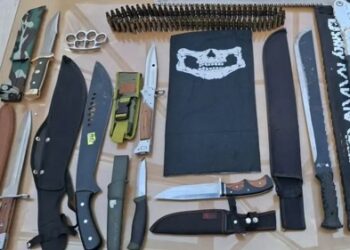 Ηγουμενίτσα: Σύλληψη νεαρού με ματσέτα, κατάνα και μαχαίρι πριν ταξίδι για Ιταλία