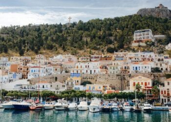 Σε ποιά νησιά θα μειωθεί ο ΦΠΑ