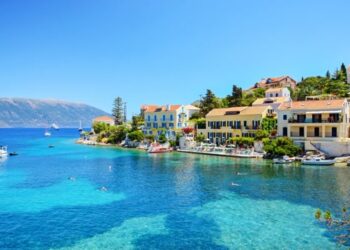 Διεθνής ανάδειξη για Φολέγανδρο και Κεφαλονιά σε μεγάλα γαλλικά μέσα