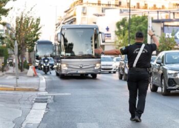 Σχολικά λεωφορεία: Οι έλεγχοι της Τροχαίας φέρνουν 203 βεβαιώσεις παραβάσεων