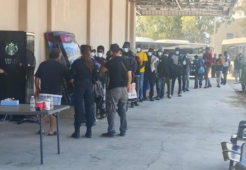 Χανιά: 172 μετανάστες μεταφέρθηκαν στον χώρο φιλοξενίας στην Αγυιά