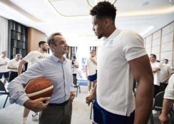 Μητσοτάκης για Εθνική μπάσκετ: Η επίσημη αγαπημένη επέστρεψε εκεί που ανήκει – Χάλκινο που λάμπει σαν χρυσό στα μάτια όλων μας