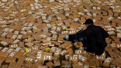 Γαλλία: Κατάσχεση σχεδόν 10 τόνων κοκαΐνης στα ανοιχτά της Δυτικής Αφρικής