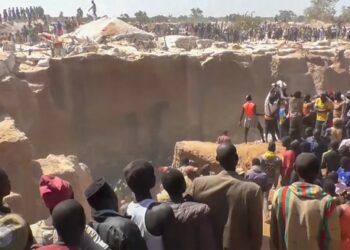 Νιγηρία: Τουλάχιστον 100 νεκροί από κατάρρευση χρυσωρυχείου