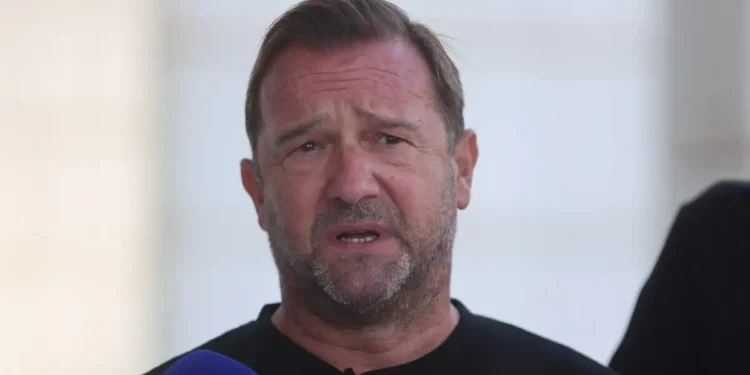 Τέμπη: Διέρρευσαν φωτογραφίες από τους σάκους με τις σορούς των θυμάτων των Τεμπών. Η οργή του Νίκου Πλακιά