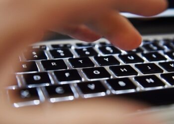 Λάρισα: Σύλληψη 13χρονου για παιδική πορνογραφία μέσω τεχνητής νοημοσύνης