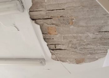 Νέος Κόσμος: Πτώση σοβάδων στο Δημοτικό Ιατρείο