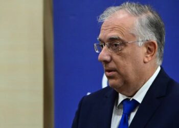 Θεοδωρικάκος στη Γ.Σ. της ΚΕΕΕ: Τεχνητή Νοημοσύνη, αναπτυξιακός νόμος και «ΑΑΔΕ της αγοράς» στο επίκεντρο