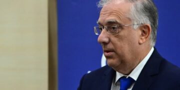 Θεοδωρικάκος στη Γ.Σ. της ΚΕΕΕ: Τεχνητή Νοημοσύνη, αναπτυξιακός νόμος και «ΑΑΔΕ της αγοράς» στο επίκεντρο