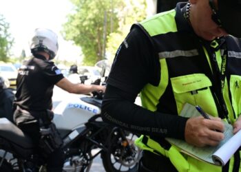 1.492 έλεγχοι και169 παραβάσεις την 13η εβδομάδα της εκστρατείας «Μηδενικής ανοχής στη μη χρήση κράνους» στη Δυτική Ελλάδα