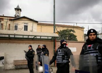 Τουρκία: Απάτη, φοροδιαφυγή και ξέπλυμα χρημάτων – 10 διευθυντικά στελέχη τηλεοπτικών σταθμών υπό κράτηση