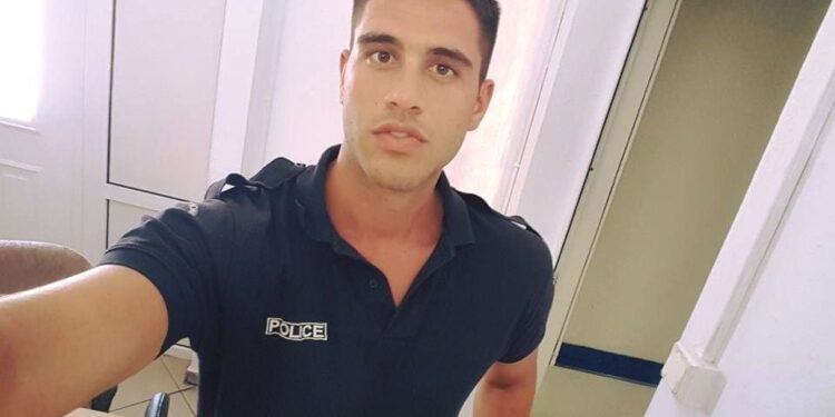Αφέθηκε ελεύθερος ο πρώην αστυνομικός και TikToker Βαγγέλης Μπαταρλής