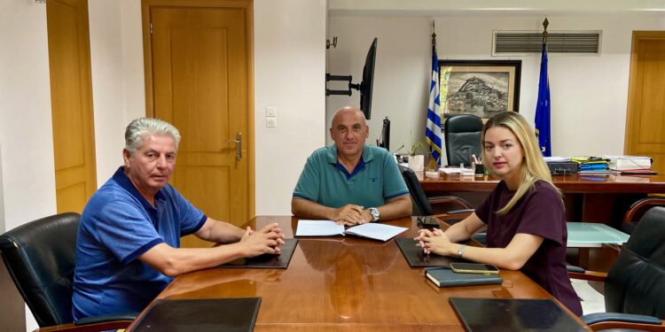 Δύο νέα απορριμματοφόρα συλλογής βιοαποβλήτων στον Δήμο Ναυπακτίας. Ενισχύεται ο στόλος καθαριότητας