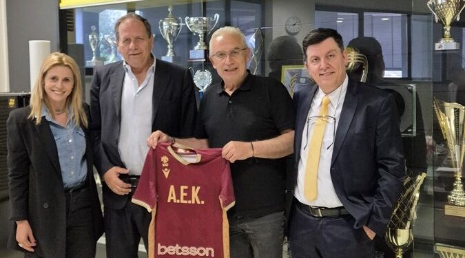 Κερκίδες σε Κλειστό Γυμναστήριο Αμφιλοχίας & Ανοιχτό Δημοτικού Σταδίου δωρεά της ΑΕΚ BC από τη SUNEL Arena