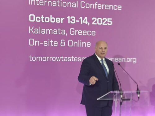 Κώστας Τσιάρας: Ποινικές ευθύνες για τους παράνομους εμβολιασμούς