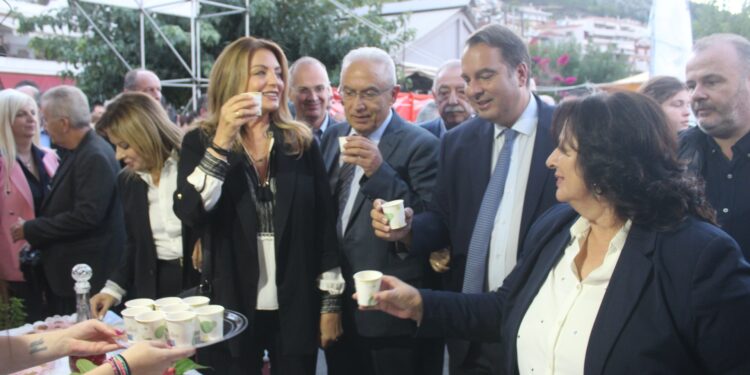 Με επιτυχία τα εγκαίνια της 2ης Αγροτικής Έκθεσης «ΑgreAmfi» στην Αμφιλοχία