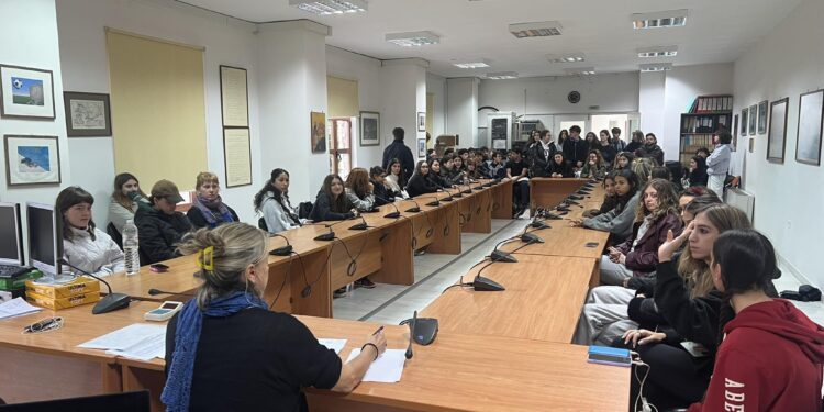 Φοιτητές στο Θέρμο: Αναλύουν και μελετούν ιστορικά κτίρια