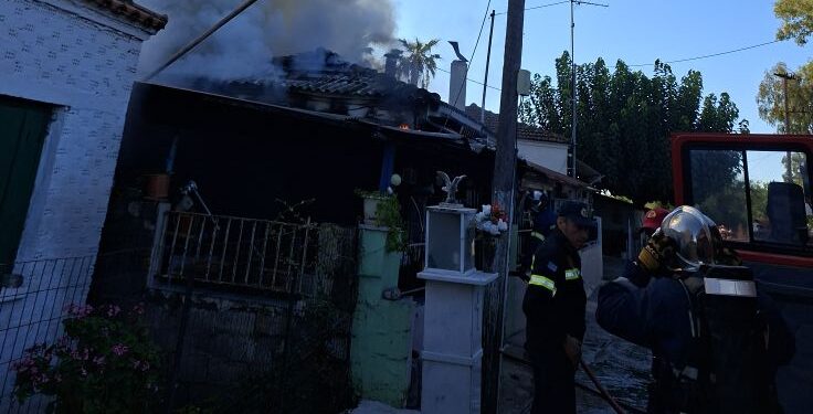 Νεοχώρι: Έχασε το σπίτι του από φωτιά άνδρας με ειδικές ανάγκες-κάλεσμα για βοήθεια