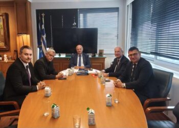 Τρεις δήμαρχοι της Αιτω/νίας με τον Υφ. Κ.Καραγκούνη συναντήθηκαν με Τσιάρα-Ανδριανό