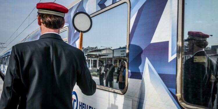 Ακινητοποιήθηκε τρένο που εκτελούσε το δρομολόγιο Κιάτο – Αίγιο