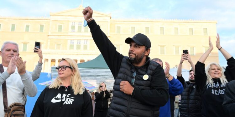 Συνεχίζει την απεργία πείνας για 21η μέρα ο Πάνος Ρούτσι