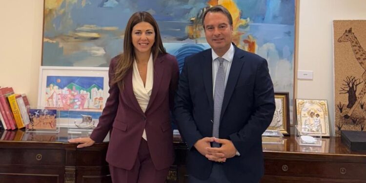 Συνάντηση του Βουλευτή Αιτωλ/νίας Θανάση Παπαθανάση με την Υπουργό Παιδείας Σοφία Ζαχαράκη