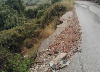 Αγρίνιο: Σε κακή κατάσταση  ο δρόμος από το Καινούργιο προς τον Βλοχό-Αυτοψία του Δήμου στο σημείο
