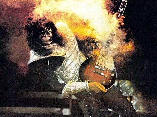 Έφυγε από τη ζωή ο Έις Φρίλι των Kiss, σε ηλικία 74 ετών