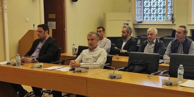 Παράταξη Πιστιόλα: Αρνήθηκε η Δημοτική Αρχή να καταθέσει τον αριθμό των απ’ ευθείας αναθέσεων και το συνολικό τους ποσό.