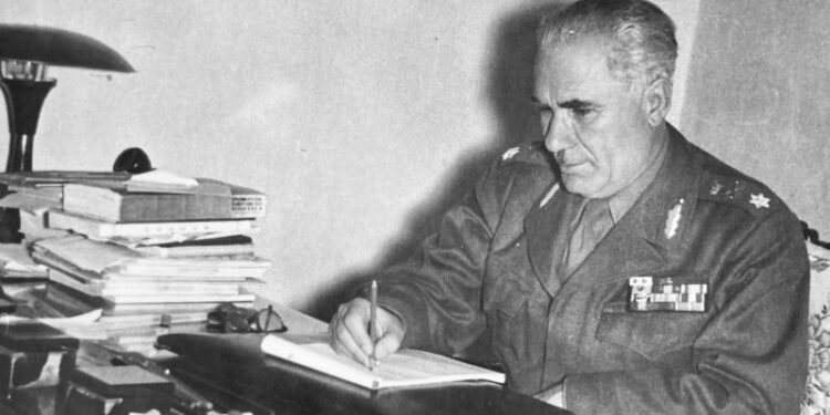 Ιωάννης Καραβίας Ο Στρατηγός που σήκωσε το βάρος της Ιταλικής επίθεσης στη Πίνδο και αντέστρεψε την έκβαση του πολέμου