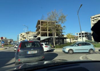 Αγρίνιο: Το μποτιλιάρισμα Κατράκη και Φιλελλήνων το πρωί απαιτεί παρέμβαση