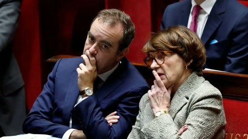 Απορρίφθηκε η πρόταση μομφής στη Γαλλία – 271 ψήφοι υπέρ, απαιτούνταν 289