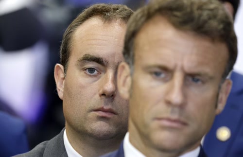 Γαλλία: Αποφεύγονται προσωρινά οι κάλπες – Τα επόμενα βήματα για τον διορισμό νέου πρωθυπουργού