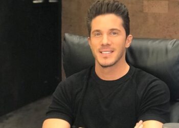 Νίκος Οικονομόπουλος: Οι ερωτήσεις για τον Μαζωνάκη που τον ενόχλησαν – «Δεν σταματάτε; Φτάνει, κούρασε»