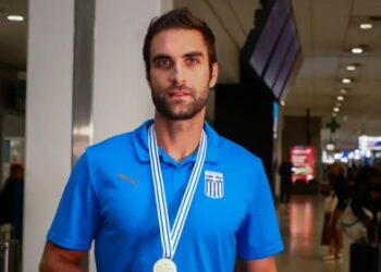 Επιστροφή του Στέφανου Ντούσκου στην Ελλάδα με δύο μετάλλια από το Παγκόσμιο Πρωτάθλημα Κωπηλασίας