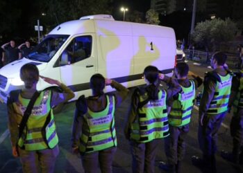 Ισραήλ: Οικογένειες ταυτοποίησαν τρεις σορούς – Μία δεν ανήκει σε όμηρο αλλά σε κάτοικο της Γάζας