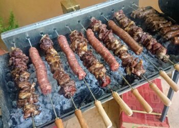 Ξηρόμερο ίσον προβατίνα και ψητό στην σούβλα!