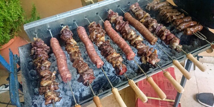 Ξηρόμερο ίσον προβατίνα και ψητό στην σούβλα!