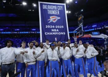 Πρεμιέρα NBA με καρδιοχτύπι: Θάντερ – Ρόκετς 125-124 σε δεύτερη παράταση