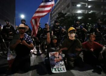 ΗΠΑ: Μαζικές διαδηλώσεις κατά της πολιτικής Τραμπ το Σάββατο σε όλη τη χώρα