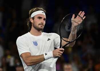 Δεν παίζει στο τουρνουά της Σανγκάης ο Τσιτσιπάς