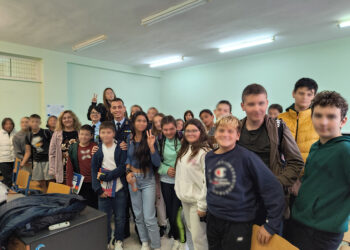 Ενημερωτικές ομιλίες της ΕΛ.ΑΣ σε μαθητές Γυμνασίου στο Μεσολόγγι (ΦΩΤΟ)