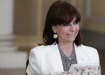 ΔΗ.ΠΕ.ΘΕ.: Η τέως Πρόεδρος της Δημοκρατίας Κατερίνα Σακελλαροπούλου στο Αγρίνιο