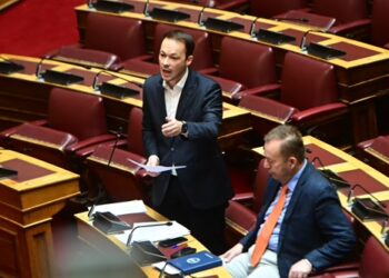 Στη Bουλή έφερε το ζήτημα της ευλογιάς των ζώων ο Μίλτος Ζαμπάρας