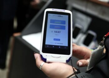 Ψηφιακή κάρτα εργασίας: Πάνω από 7,6 εκατ. ευρώ σε πρόστιμα – Επεκτείνεται σε 300.000 εργαζόμενους